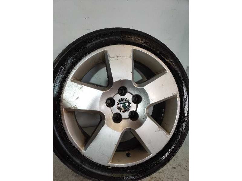 Recambio de juego llantas para skoda superb (3u4) classic referencia OEM IAM  CUBIERTAS 225/45/17
