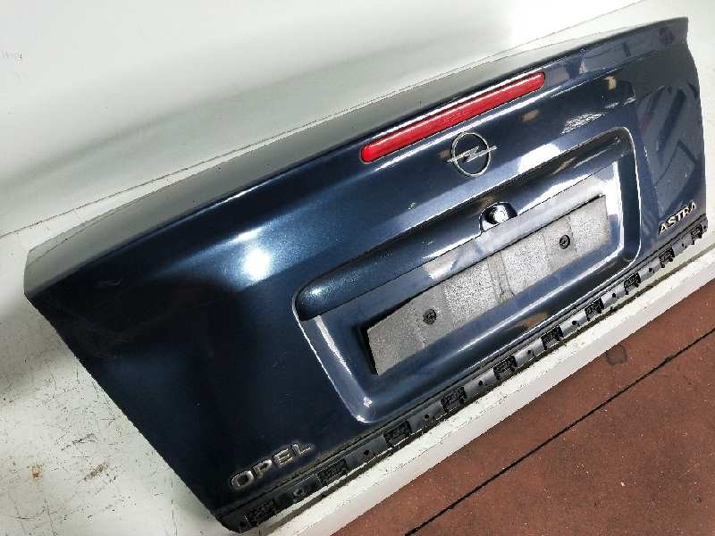 Recambio de tapa maletero para opel astra g coupé 1.8 16v referencia OEM IAM   