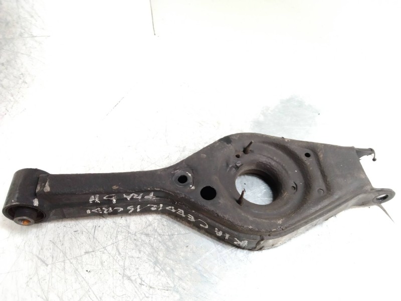 Recambio de brazo suspension inferior trasero derecho para kia cee´d 1.6 crdi cat referencia OEM IAM   