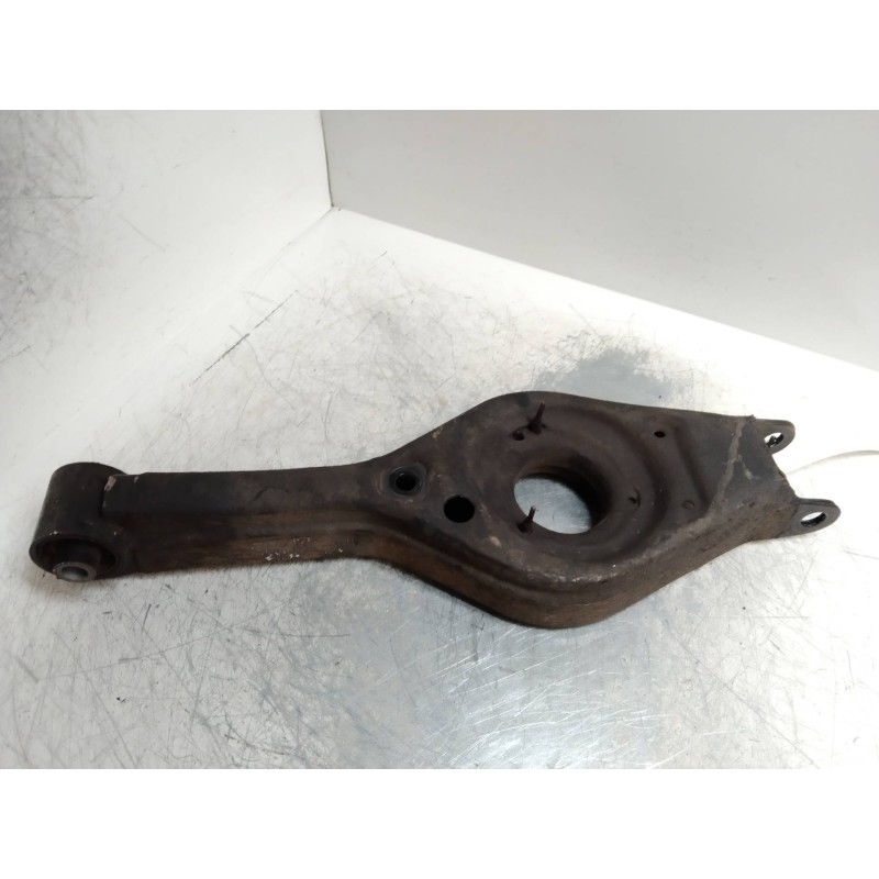 Recambio de brazo suspension inferior trasero izquierdo para kia cee´d 1.6 crdi cat referencia OEM IAM   