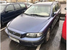 volvo v70 familiar del año 2004