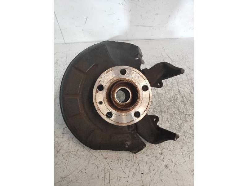 Recambio de mangueta delantera derecha para audi a1 (8x) 1.6 tdi referencia OEM IAM 6R0625312  
