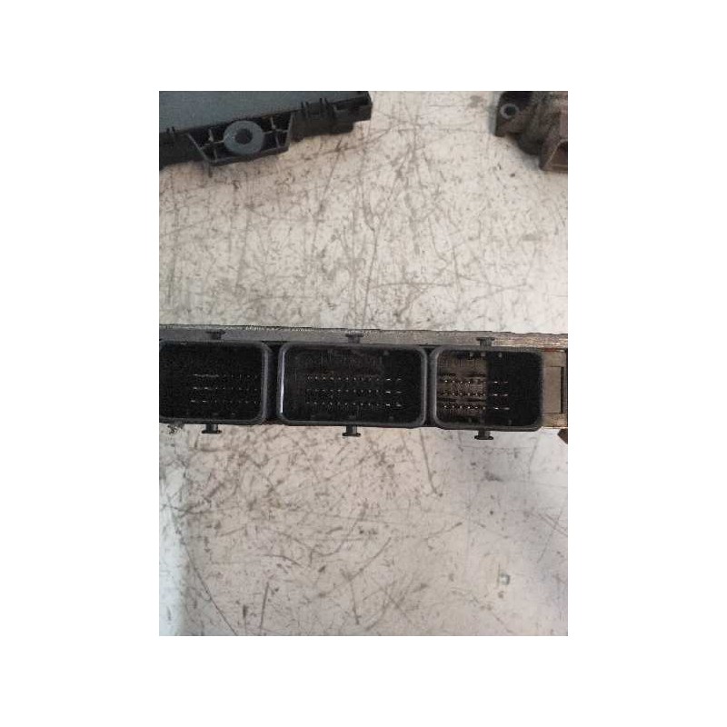 Recambio de centralita motor uce para peugeot 206 berlina xs-line referencia OEM IAM 9652202780 9644625680 215846327 S20002A