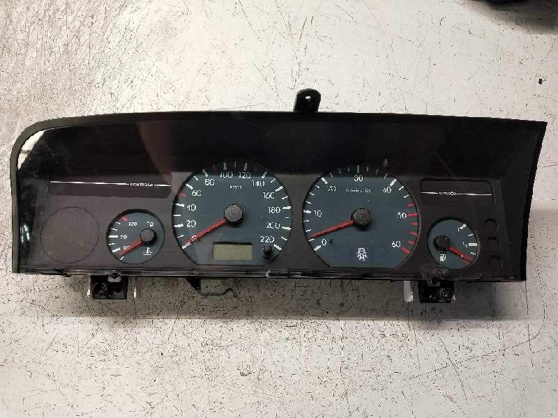 Recambio de cuadro instrumentos para citroen xantia berlina 1.9 sd sx referencia OEM IAM 9634924080 216523460C K00