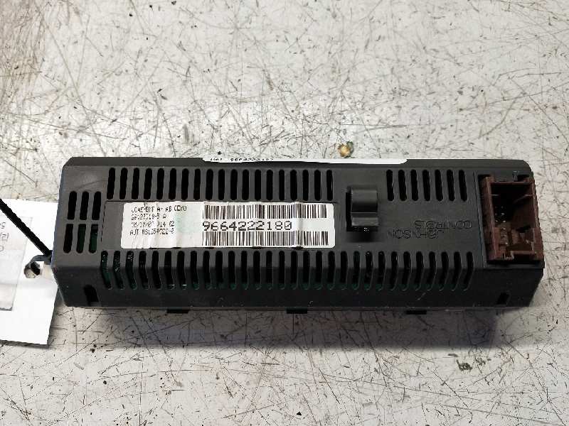 Recambio de pantalla multifuncion para citroen c4 berlina collection referencia OEM IAM 9664222180 281207185 