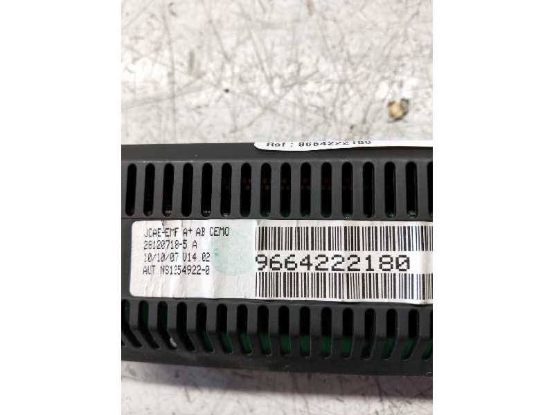 Recambio de pantalla multifuncion para citroen c4 berlina collection referencia OEM IAM 9664222180 281207185 