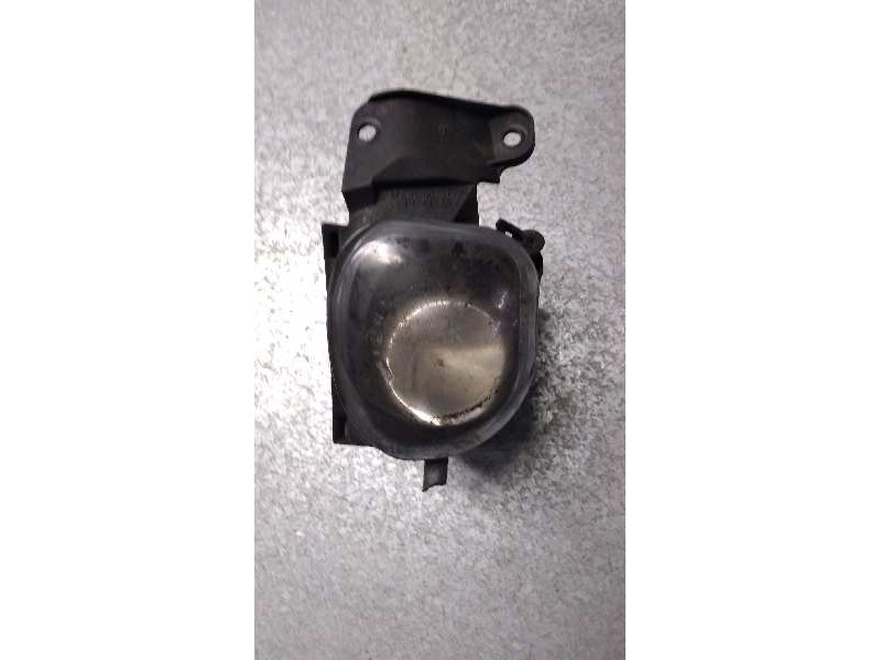 Recambio de faro antiniebla derecho para audi a6 avant (4b5) 2.5 tdi quattro referencia OEM IAM   