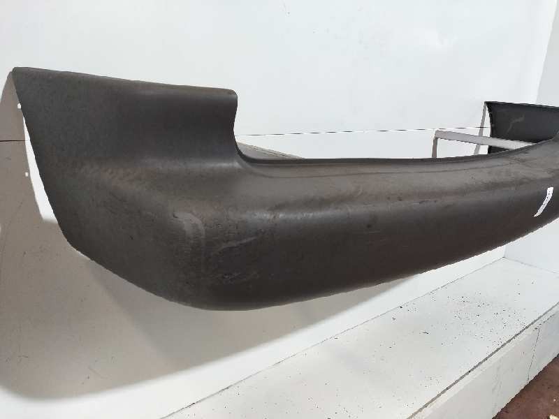Recambio de paragolpes trasero para chrysler voyager (gs) 2.0 family referencia OEM IAM   
