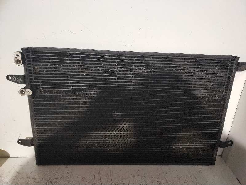 Recambio de condensador / radiador aire acondicionado para volkswagen phaeton (3d2/3d8) v6 (4 asientos) referencia OEM IAM 3D082