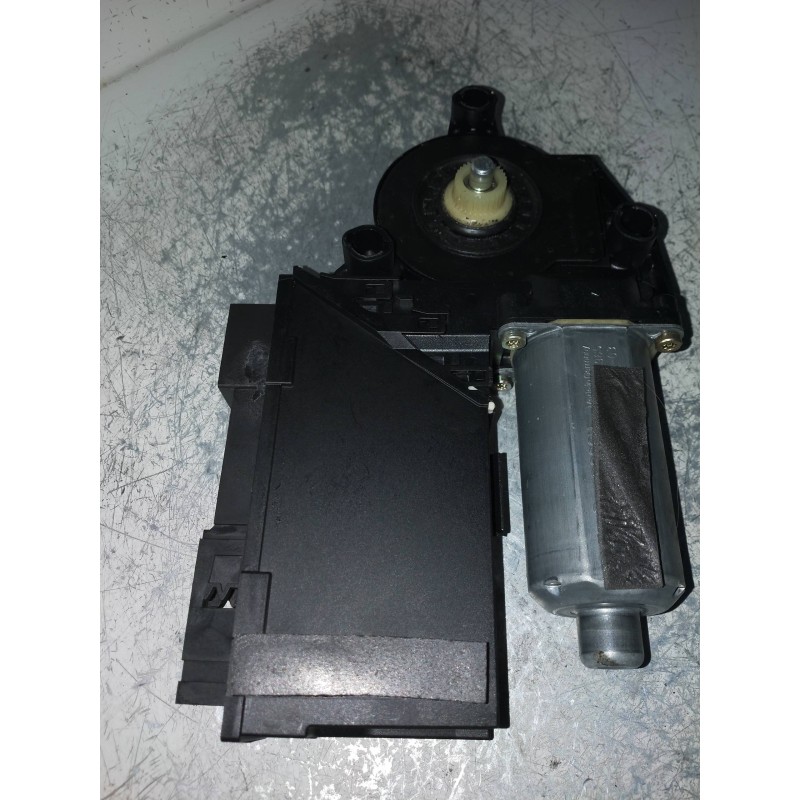 Recambio de elevalunas trasero izquierdo para volkswagen phaeton (3d2/3d8) v6 (4 asientos) referencia OEM IAM 3D0839751 22719005