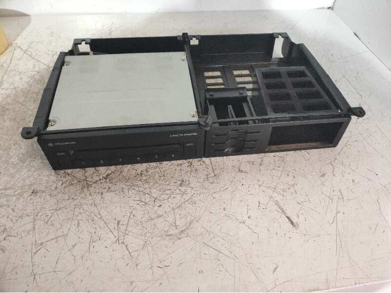 Recambio de sistema audio / radio cd para volkswagen phaeton (3d2/3d8) v6 (4 asientos) referencia OEM IAM   