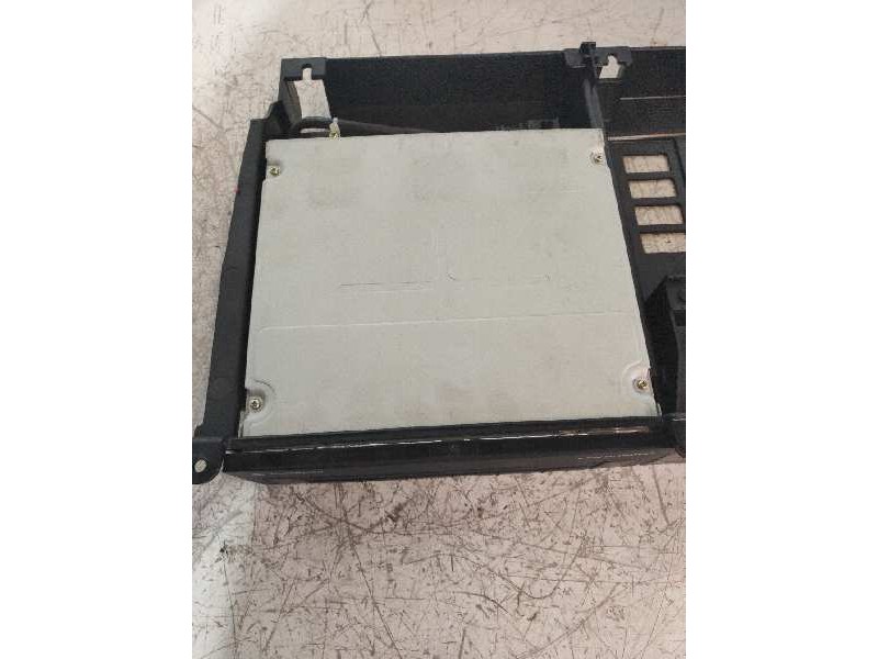 Recambio de sistema audio / radio cd para volkswagen phaeton (3d2/3d8) v6 (4 asientos) referencia OEM IAM   
