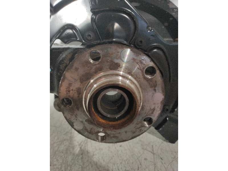 Recambio de mangueta delantera derecha para volkswagen phaeton (3d2/3d8) v6 (4 asientos) referencia OEM IAM 3D0407258  