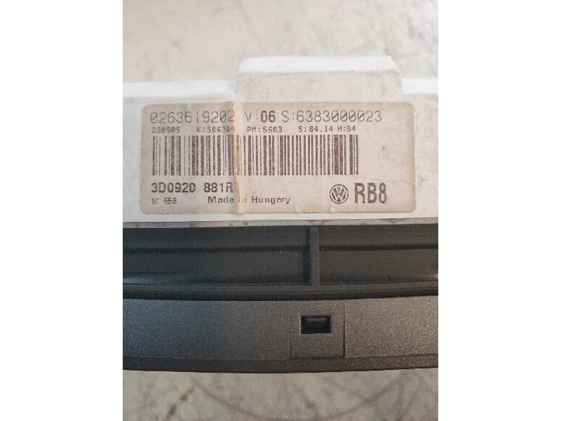 Recambio de cuadro instrumentos para volkswagen phaeton (3d2/3d8) v6 (4 asientos) referencia OEM IAM 6383000023 3D0920881R 