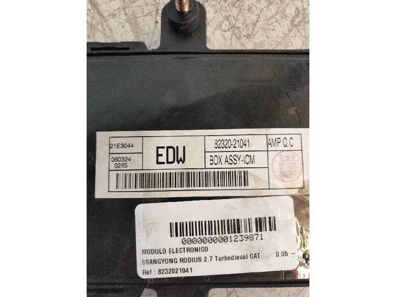 Recambio de modulo electronico para ssangyong rodius 2.7 turbodiesel cat referencia OEM IAM 8232021041 EDW 21E3044