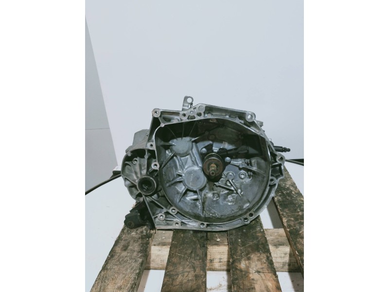 Recambio de caja cambios para peugeot 207 sw outdoor referencia OEM IAM 20EA15 0963127 