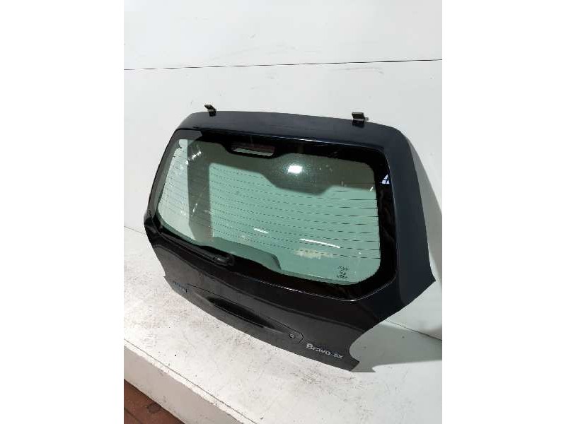 Recambio de porton trasero para fiat bravo (182) jtd 105 / 100 suite referencia OEM IAM   