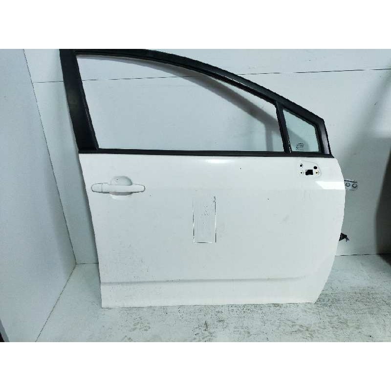 Recambio de puerta delantera derecha para toyota corolla verso (r1) 2.2 turbodiesel cat referencia OEM IAM   