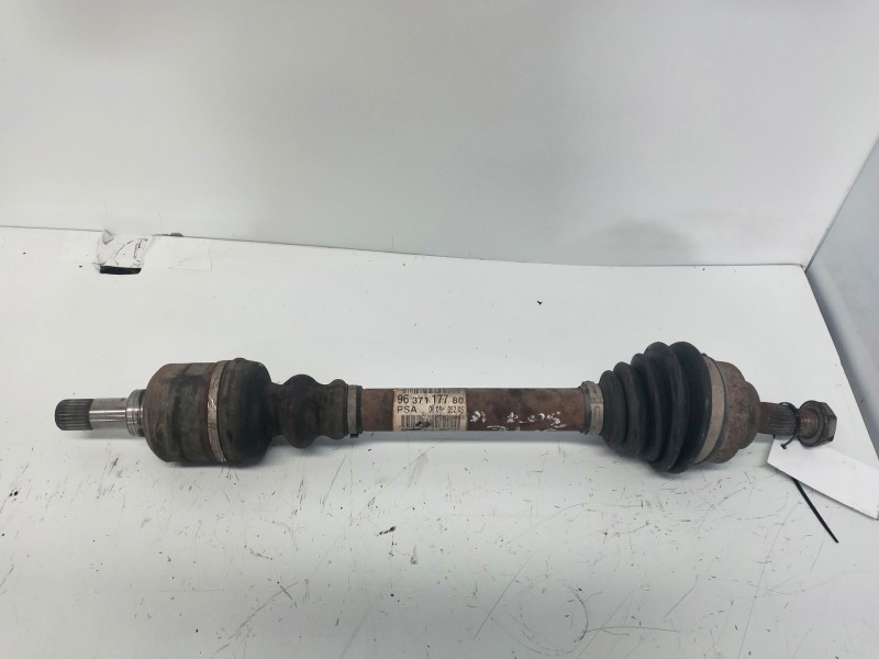 Recambio de transmision delantera izquierda para peugeot 307 (s1) xs referencia OEM IAM 9637117780  