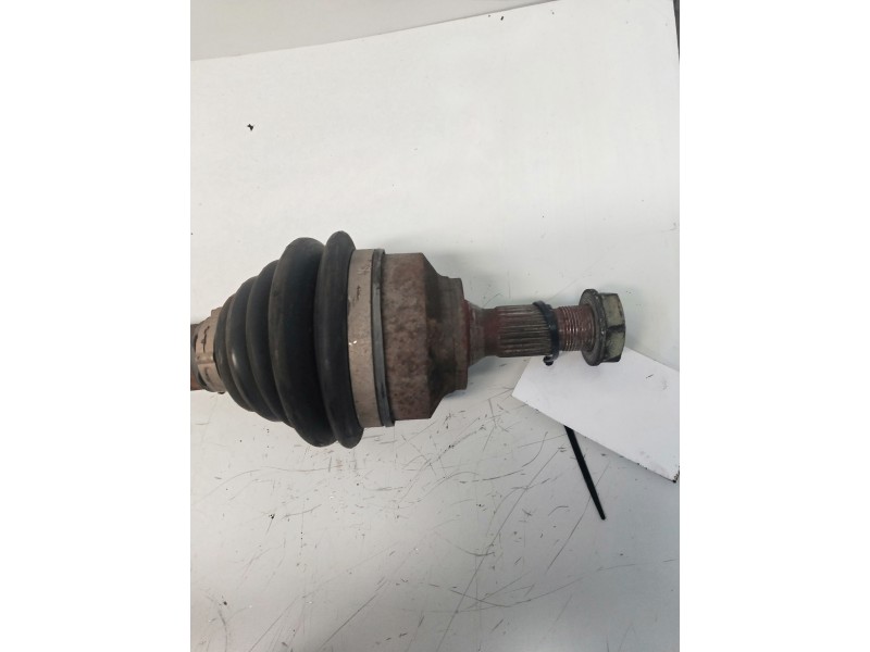 Recambio de transmision delantera izquierda para peugeot 307 (s1) xs referencia OEM IAM 9637117780  