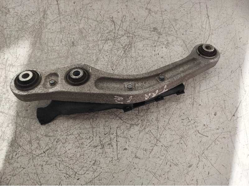 Recambio de brazo suspension superior trasero izquierdo para volkswagen phaeton (3d2/3d8) v6 (4 asientos) referencia OEM IAM   