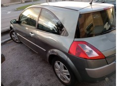 renault megane ii berlina 3p del año 2004 2