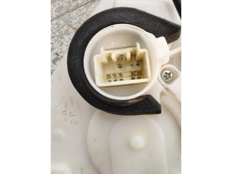 Recambio de motor cierre centralizado delantero izquierdo para mazda cx-5 2.2 turbodiesel cat referencia OEM IAM C0018  