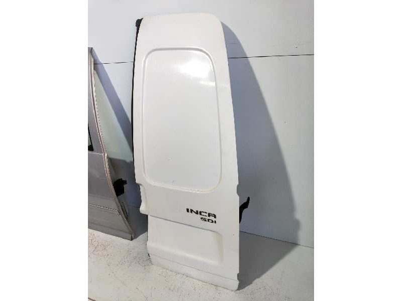 Recambio de puerta trasera derecha para seat inca (6k9) 1.9 sdi cl kombi referencia OEM IAM   