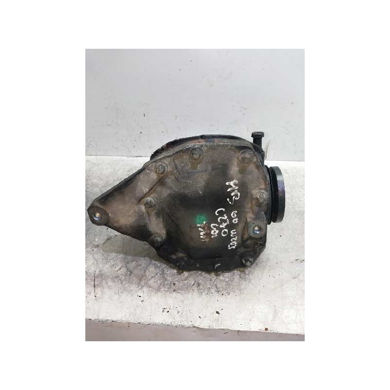 Recambio de diferencial trasero para mercedes clase c (w203) berlina 2.7 cdi 20v cat referencia OEM IAM A2203510105  