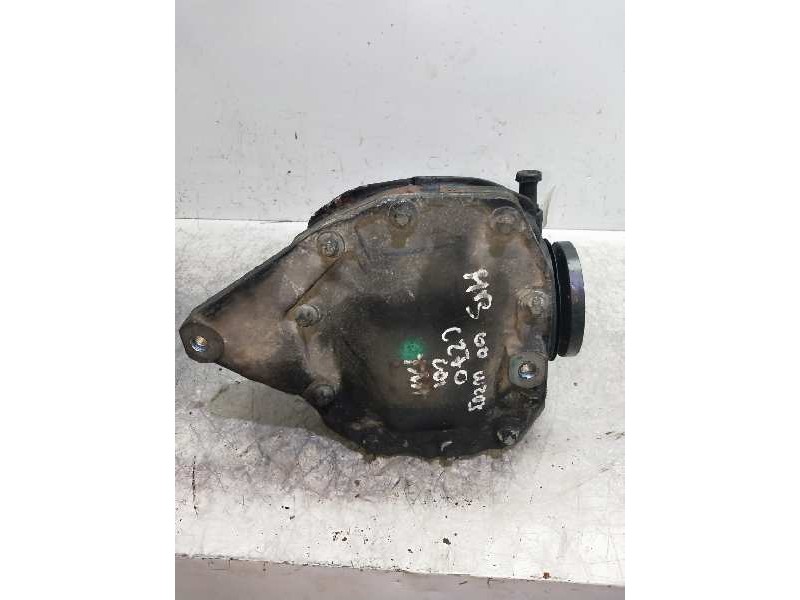 Recambio de diferencial trasero para mercedes clase c (w203) berlina 2.7 cdi 20v cat referencia OEM IAM A2203510105  