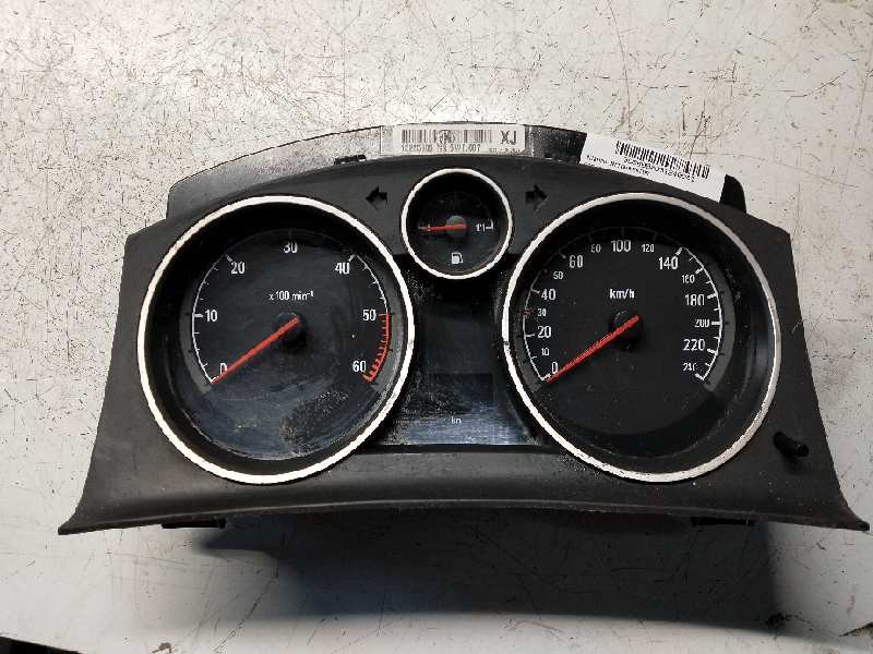 Recambio de cuadro instrumentos para opel zafira b cosmo referencia OEM IAM 13225988 SW6607 XJ