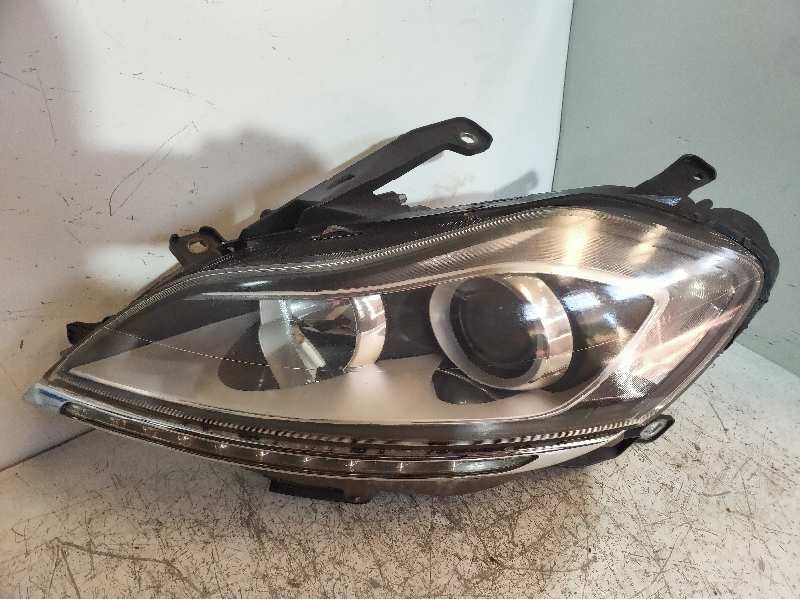 Recambio de faro izquierdo para lancia delta (181) argento referencia OEM IAM 51824830  