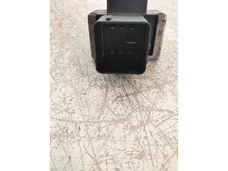 Recambio de caja precalentamiento para dacia duster ambiance 4x2 referencia OEM IAM 9640469680A  