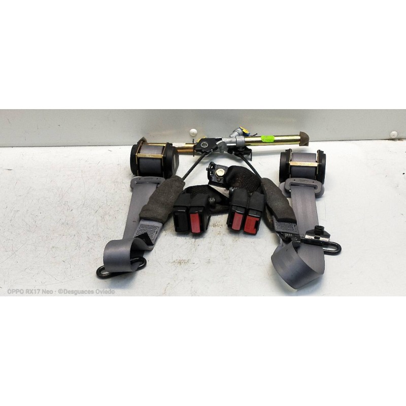 Recambio de juego cinturones trasero para renault megane i fase 2 berlina (ba0) 1.4 16v expression referencia OEM IAM   5P