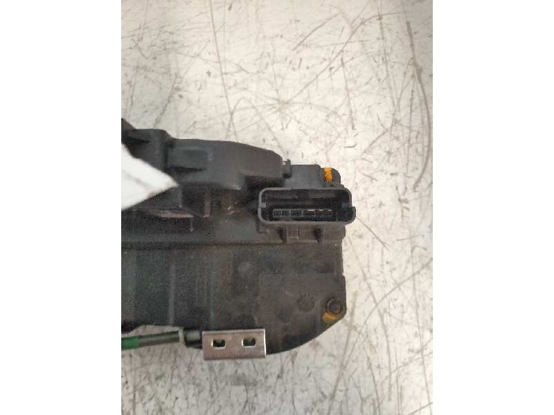 Recambio de motor cierre centralizado delantero derecho para nissan juke (f15) acenta referencia OEM IAM   