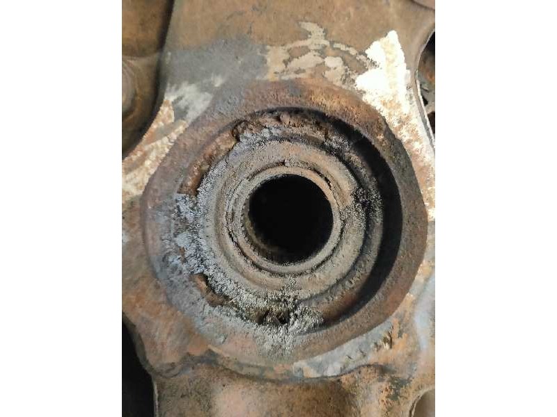 Recambio de mangueta delantera derecha para isuzu d-max double cab basis 4wd referencia OEM IAM   