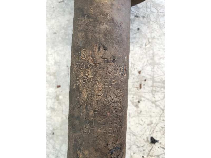 Recambio de amortiguador delantero izquierdo para isuzu d-max double cab basis 4wd referencia OEM IAM 8979470915  