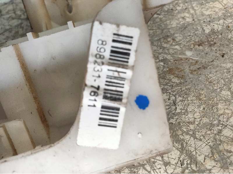 Recambio de motor cierre centralizado delantero derecho para isuzu d-max double cab basis 4wd referencia OEM IAM 8982317611  