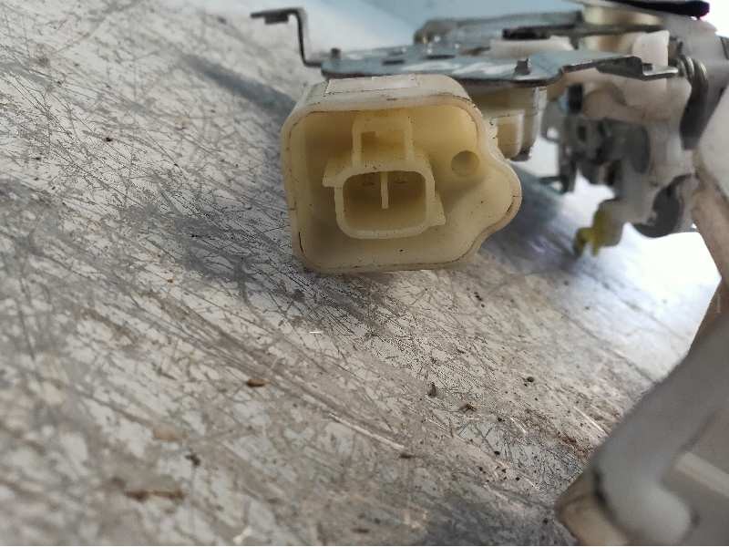 Recambio de motor cierre centralizado delantero derecho para isuzu d-max double cab basis 4wd referencia OEM IAM 8982317611  