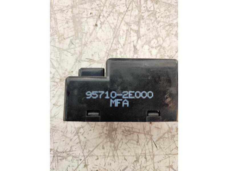 Recambio de modulo electronico para hyundai i30 (pd) style referencia OEM IAM 957102E000  