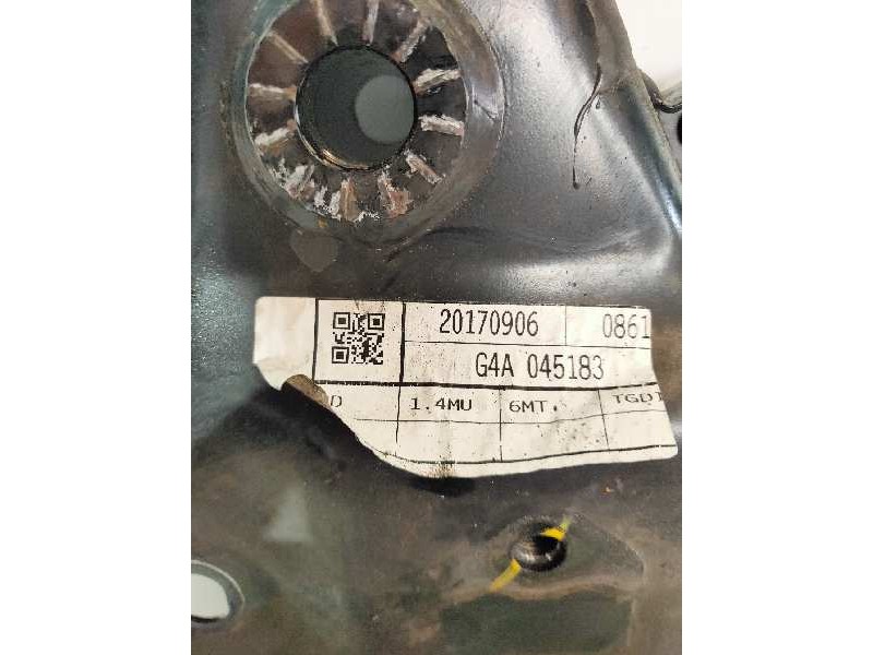 Recambio de puente delantero para hyundai i30 (pd) style referencia OEM IAM 62401G4AA0 G4A045183 