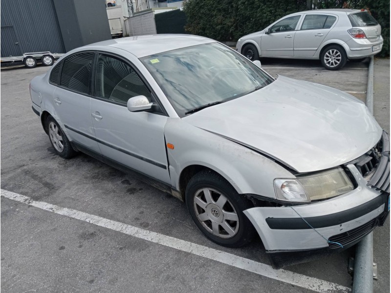 volkswagen passat berlina (3b2) del año 1997 volkswagen passat berlina (3b2) del año 1997