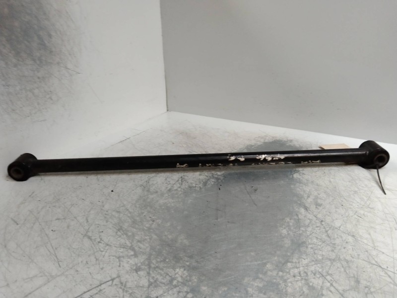Recambio de tirante trasero derecho para kia cerato 2.0 turbodiesel cat referencia OEM IAM   