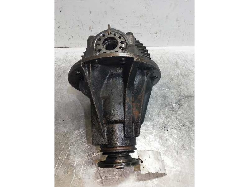 Recambio de diferencial delantero para land rover 88 2.3 d super 5v referencia OEM IAM  0597000D 