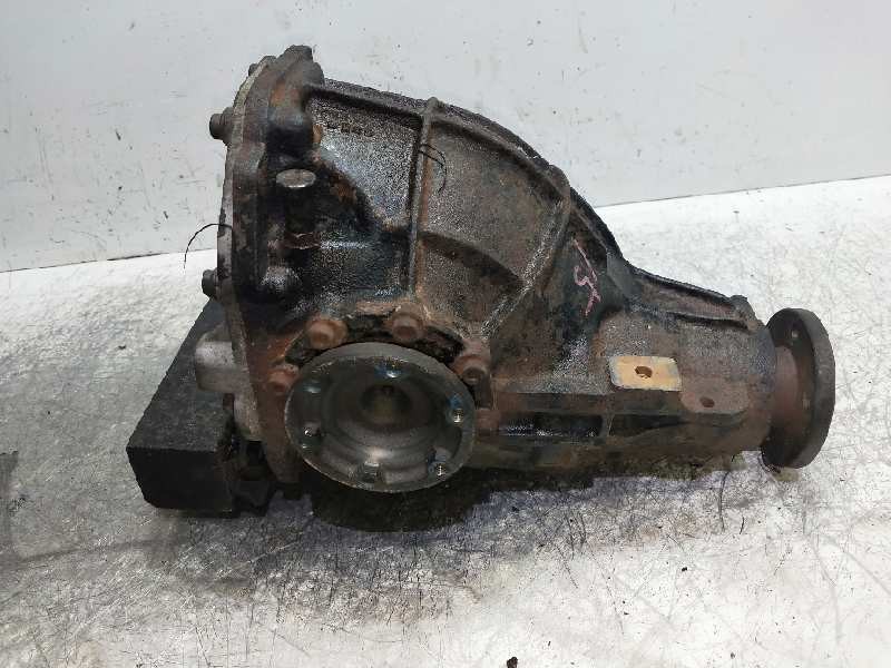 Recambio de diferencial trasero para ssangyong rodius 2.7 turbodiesel cat referencia OEM IAM R1513510405  