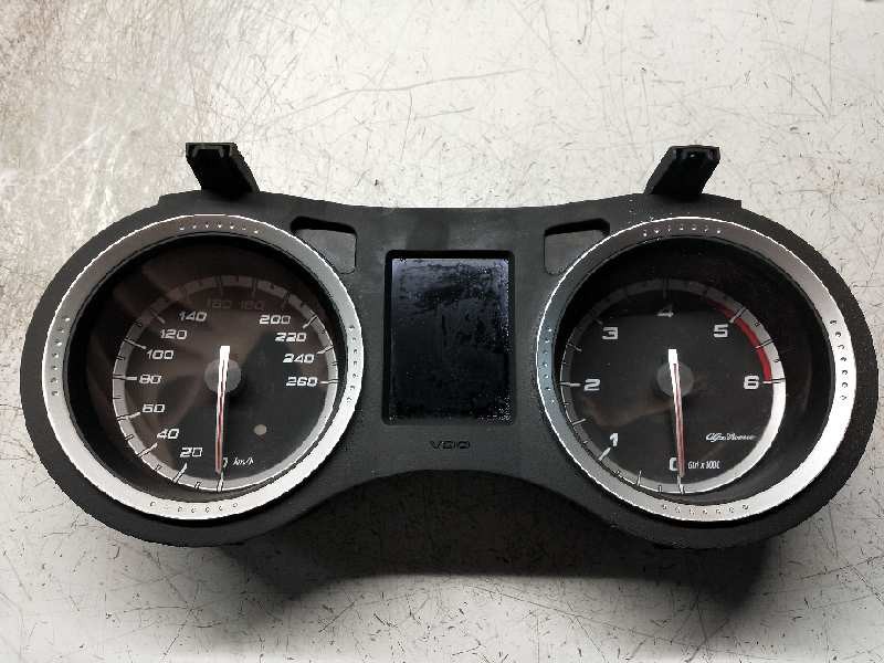 Recambio de cuadro instrumentos para alfa romeo 159 (140) 2.4 jtdm 20v ti referencia OEM IAM A2C53367584 56089892 