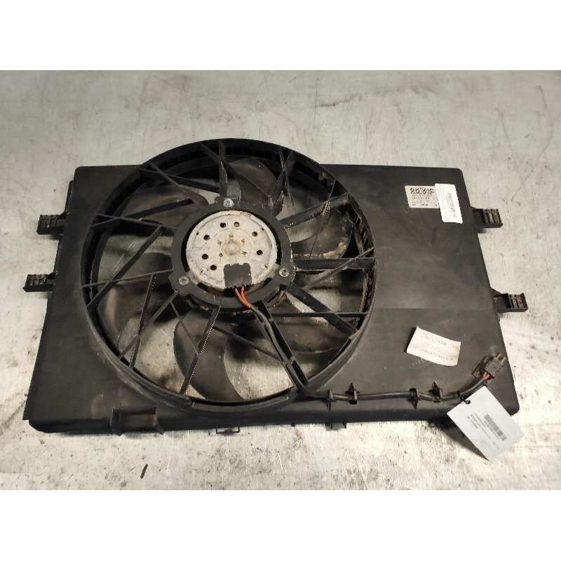 Recambio de electroventilador para mercedes clase a (w168) 1.9 cat referencia OEM IAM 1685000593 130303883 