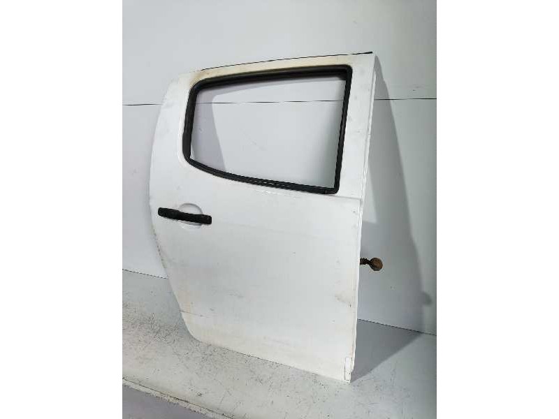Recambio de puerta trasera derecha para isuzu d-max double cab basis 4wd referencia OEM IAM   