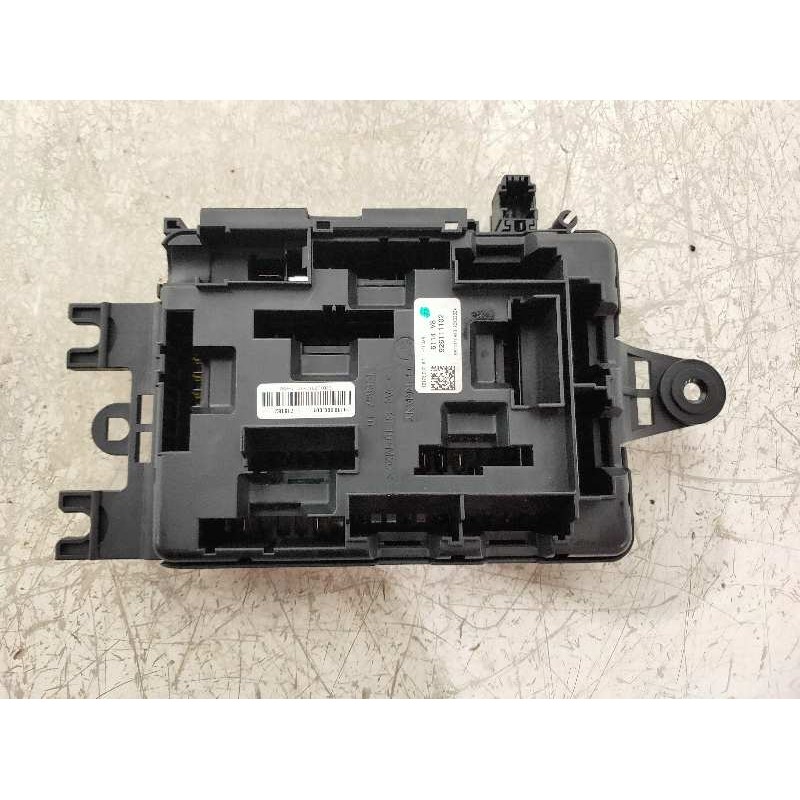 Recambio de caja reles / fusibles para bmw serie 1 lim. (f20) 118d referencia OEM IAM 926111102 19180000001 718182 6114V8