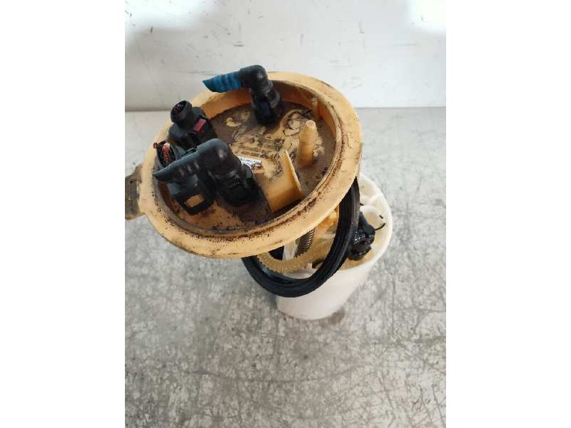 Recambio de bomba combustible para volkswagen golf vii lim. (5g1) 1.6 tdi dpf referencia OEM IAM A2C82349000 5Q0919050P 